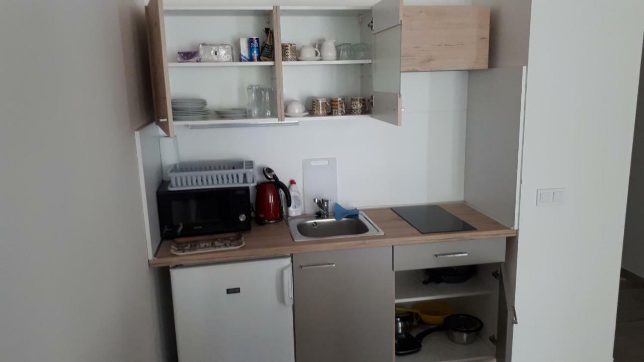 בלטונללה Lido Riviera Apartman מראה חיצוני תמונה